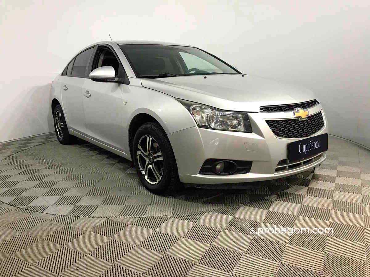 Шевроле Круз серебристый. Chevrolet Cruze серебристый.